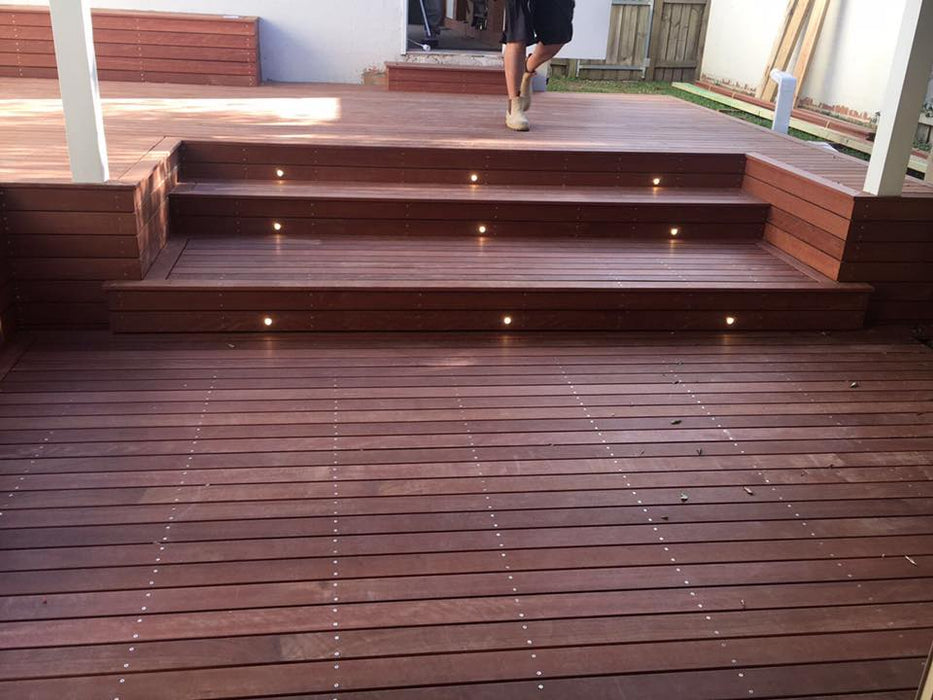 90X19 JARRAH Select Grade KD Decking Random Mix Lengths